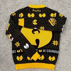 🔴Wu-Tang Sweater Size Medium Hulu x WuTang Collab Xmas Christmas Gza Rza